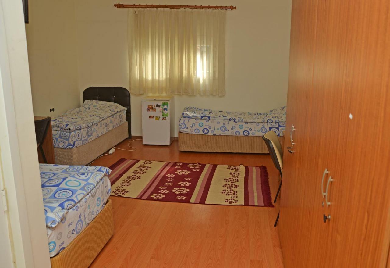 Vatan Yurt Hostel Istambul Extérieur photo